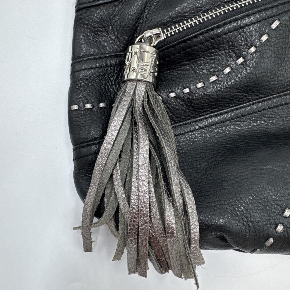 B. Makowsky Black Pebbled Leather Crossbody Shoulder Bag Contrast Stitch Tassel - Picture 3 of 8
